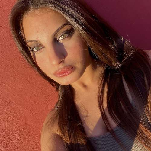 Amina T.