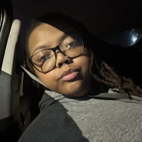 Dee W. profile photo