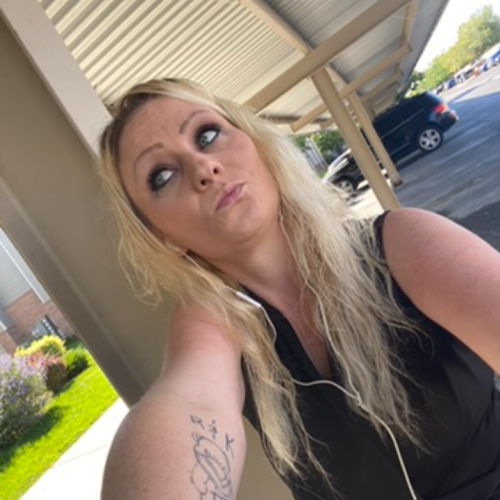 Kalizsa V. profile photo