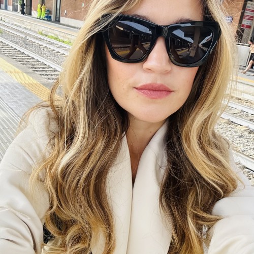 Elena N.