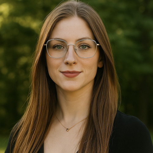 Ellie R. profile photo