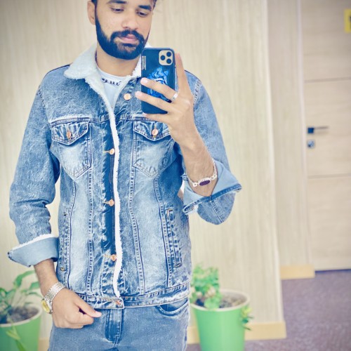 Hasaan G.