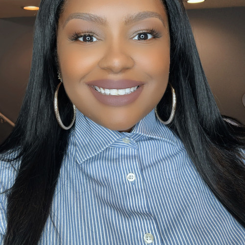 Loveli W. profile photo
