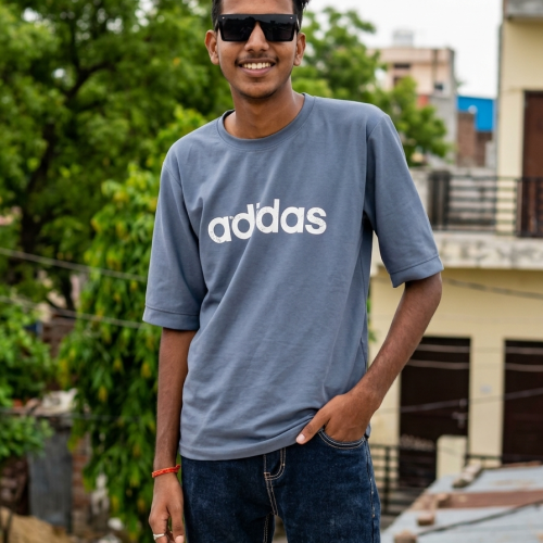 yash P. profile photo