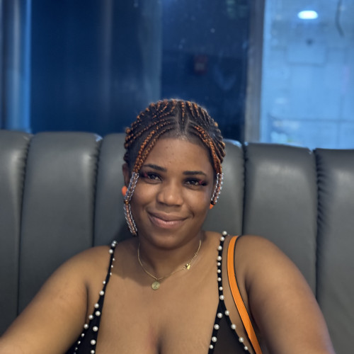 Favour  U. profile photo