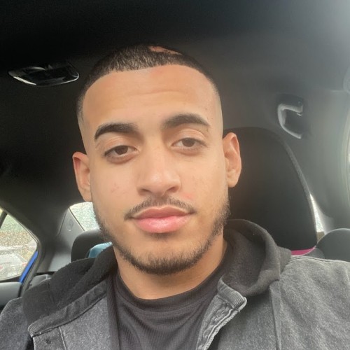 simon r. profile photo