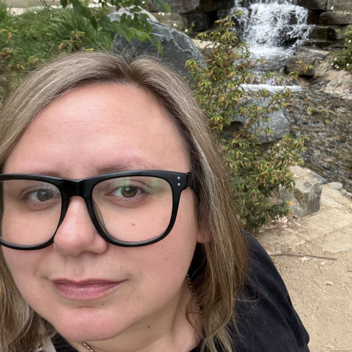 Sloane T. profile photo