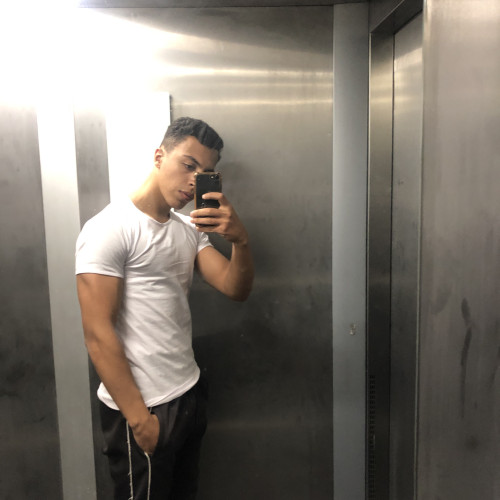 Yassir R. profile photo