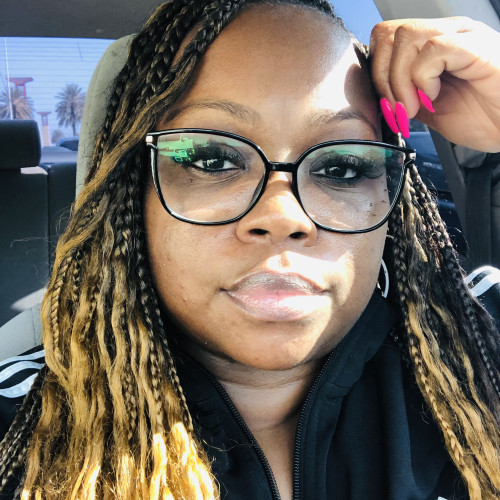 Lynn J. profile photo