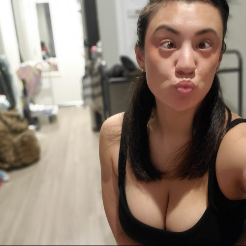 MARLINA  S. profile photo