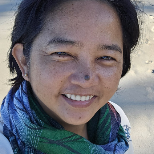 Emy L. profile photo