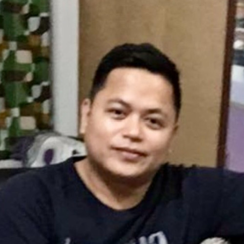 lee v. profile photo
