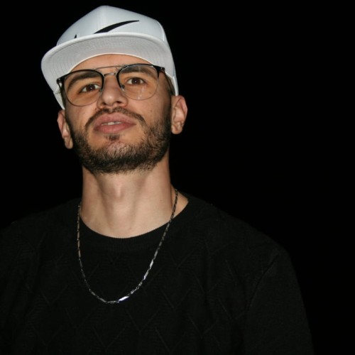 Hatim  B.