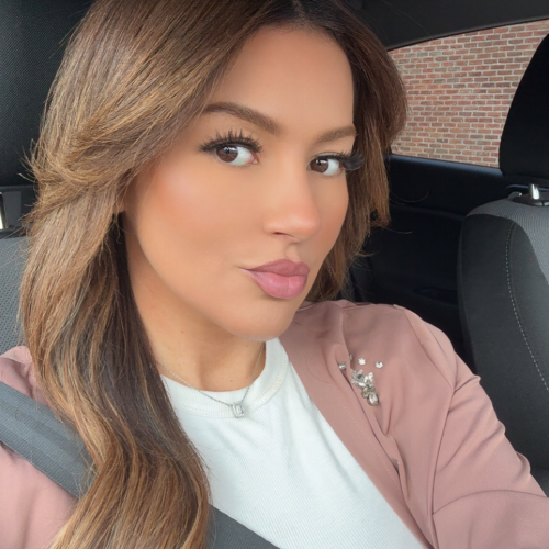 Yasmine A.