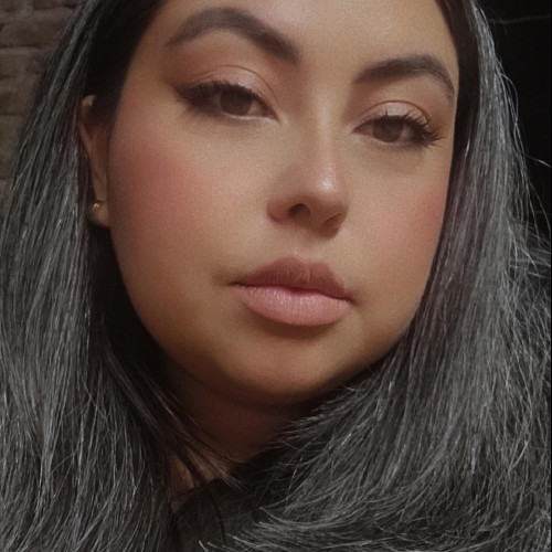 Lesly O.