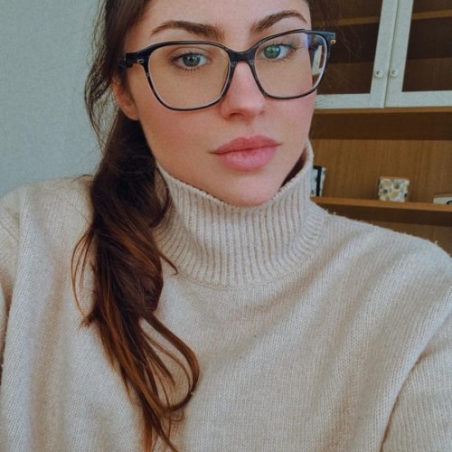 Nina A. profile photo