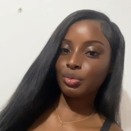 Claudia  M. profile photo