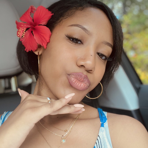 Amelia E. profile photo