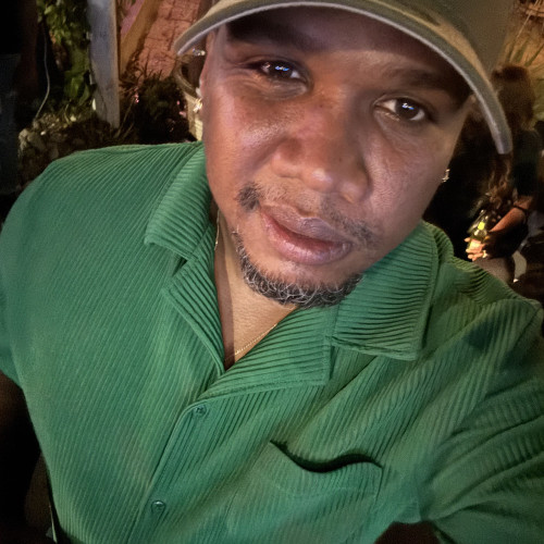 Csar S. profile photo
