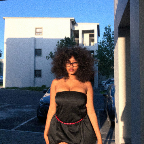 Bee S.