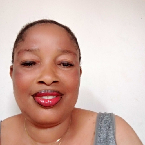 Lizzy  C. profile photo