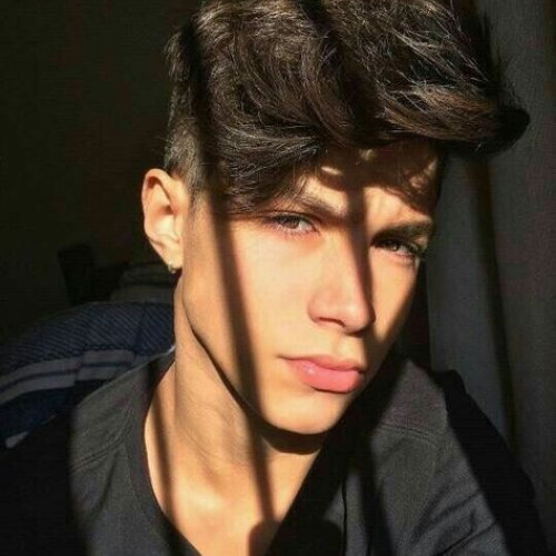 Elton P. profile photo