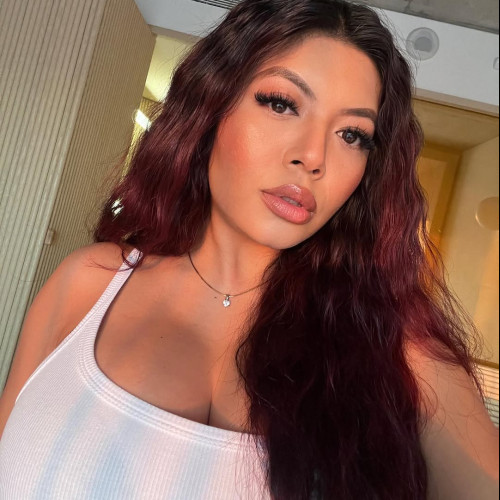 Ella N. profile photo