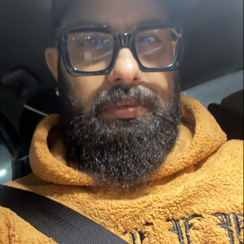 shwait b. profile photo