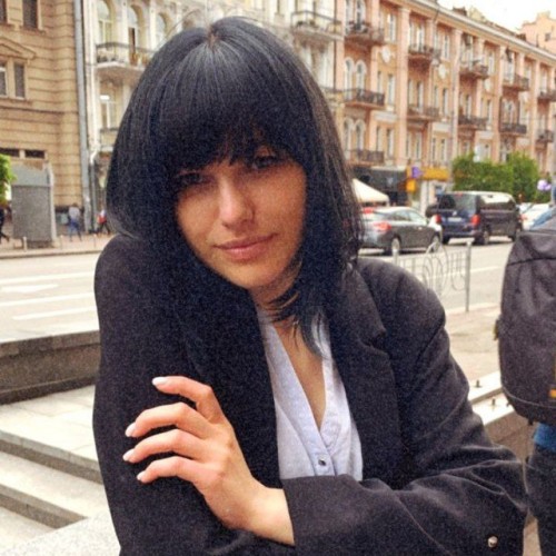 Yana Y.