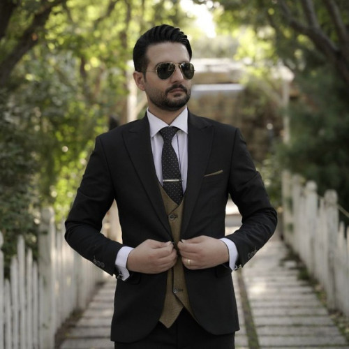 farshid f. profile photo