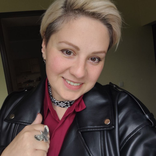 Nadya Y. profile photo