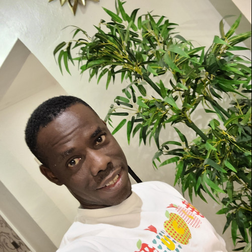 Isaac E. profile photo