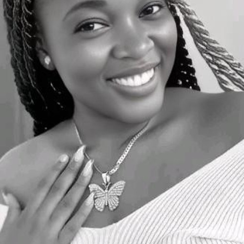Esther O. profile photo