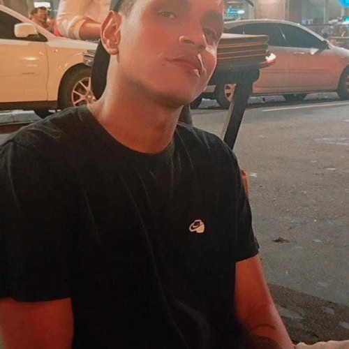 Ivan E.