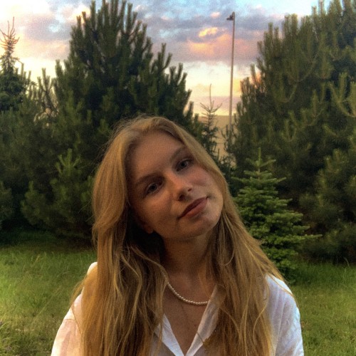 Julia G.