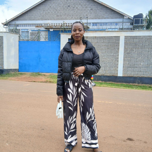 linet m. profile photo
