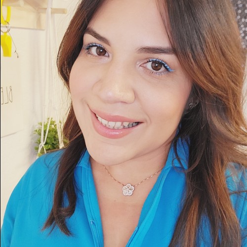yinette C. profile photo