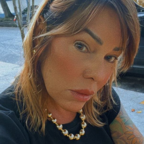 Angélica B.