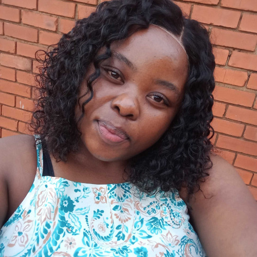 Poppy M. profile photo