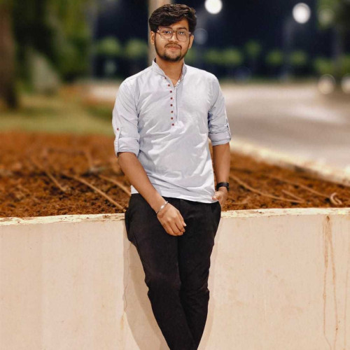 ashu r. profile photo