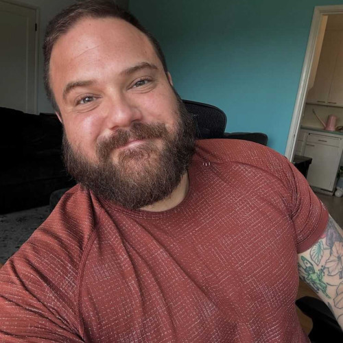 Chris r. profile photo