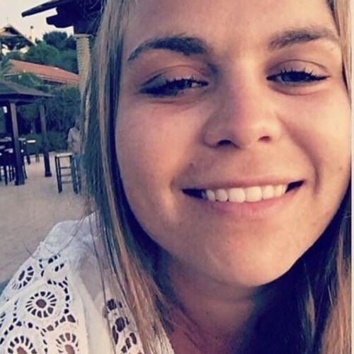 Tess B.