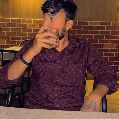 max r. profile photo