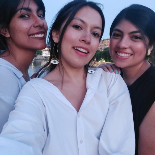 Viviana M. profile photo