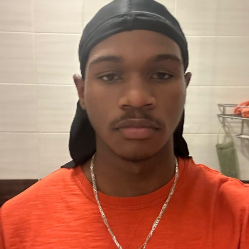 Tumi V. profile photo
