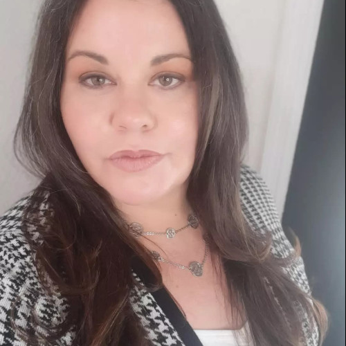 Angela W. profile photo
