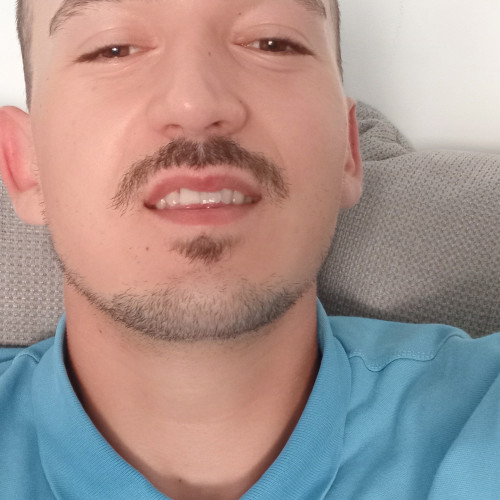 Roberto  Z. profile photo