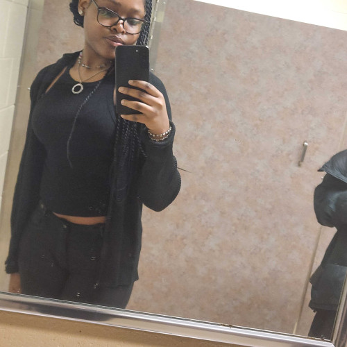 Onyinye A. profile photo