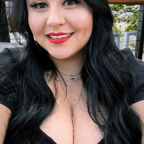 Carolina  L.