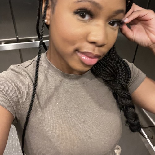 Dezhane S.